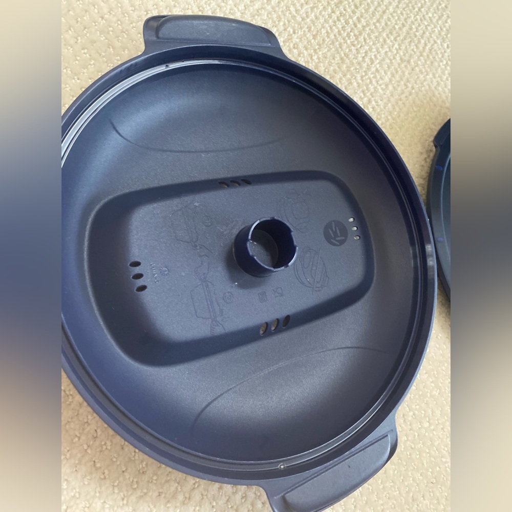 Tupperware Multi-Cooker - Picture 5 of 8